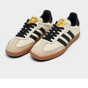 NWT WOMEN'S ADIDAS ORIGINALS SAMBA OG,
Cream white/ Black/ Sand Strata, size 5.5